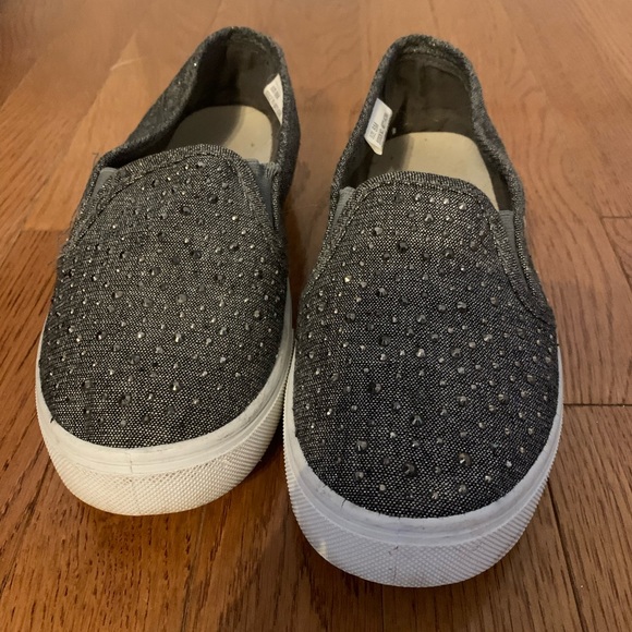 Gray Slip-On Women's Shoes - Picture 6 of 16